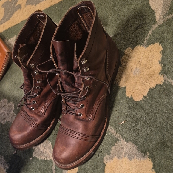 Red Wing Shoes Dark Brown Leather Boots - Picture 11 of 15